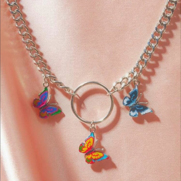 1 LEFT🌹Butterfly Charm Chain Choker - Picture 3 of 3